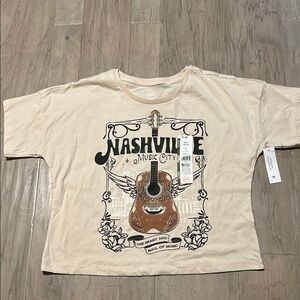 Girls short sleeve Nashville tee shirt, new WITH tags, size 14/16🥰